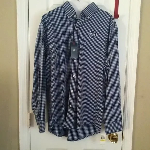 Izod long sleeved shirt - Picture 1 of 3